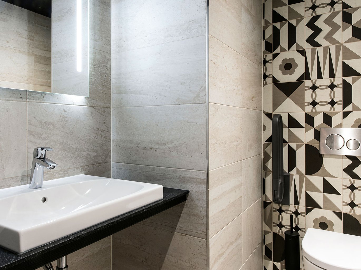 EH---SAVOY-HOTEL-ROTTERDAM---SUITE---BADKAMER---2.jpg